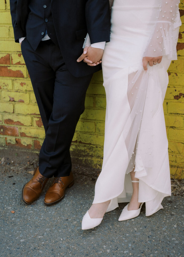 NYC engagement photos in DUMBO