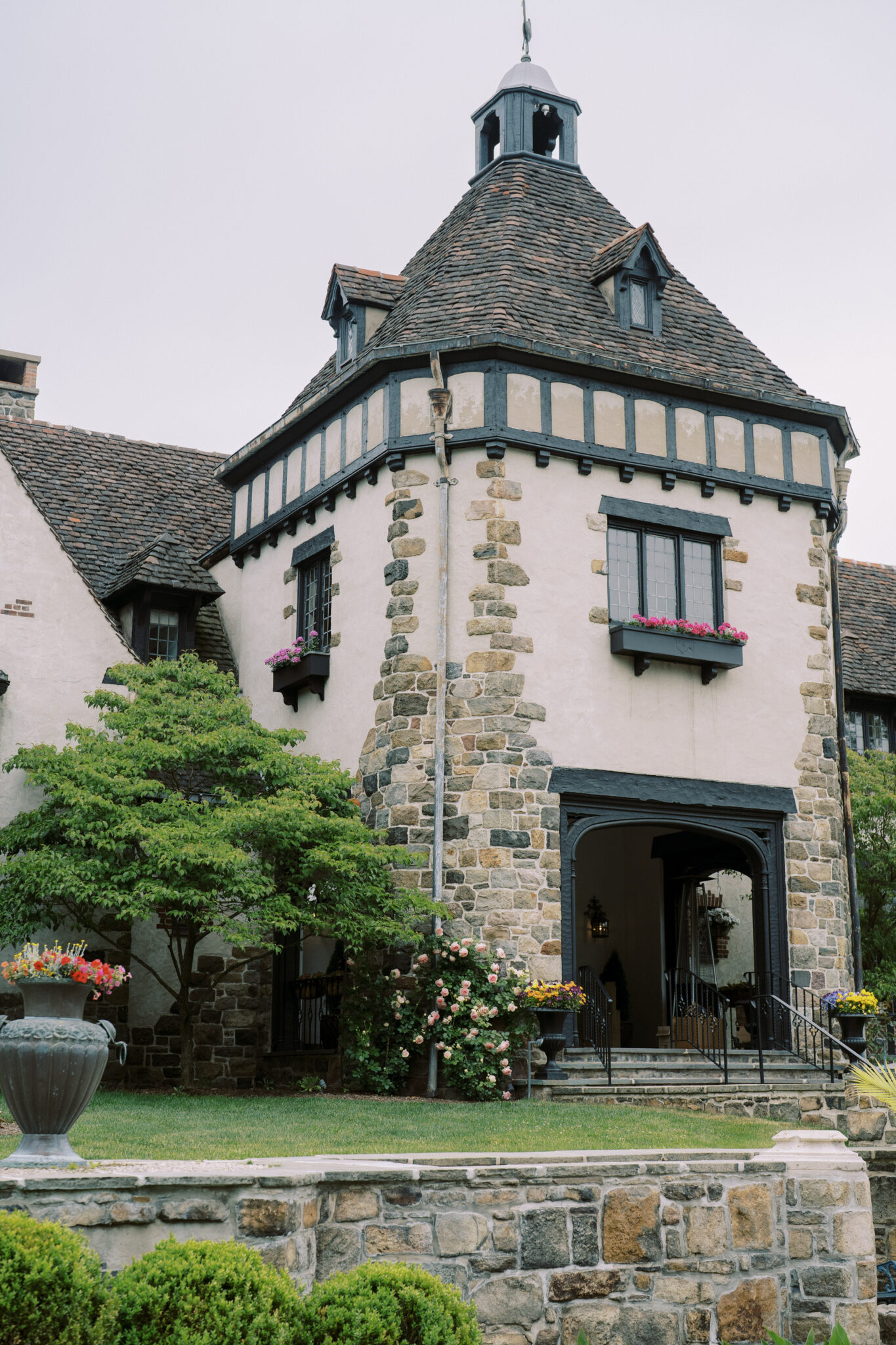 Pleasantdale Chateau Wedding | NJ Wedding Photographer